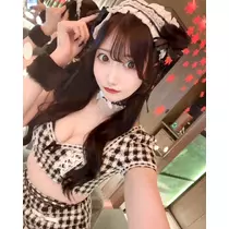 美波 ななみ