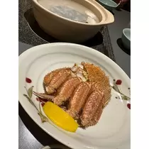 足立 はな
