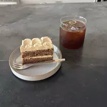 みあ
