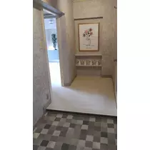 愛羽 仁美