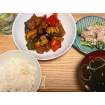 めい