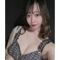 乙川 ゆあ