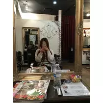 愛羽 仁美