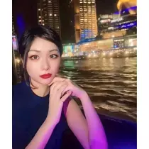 華宮 れい