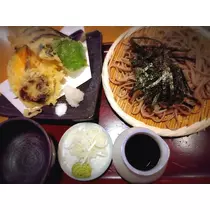 マユ