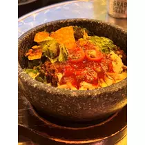 佐野 エマ