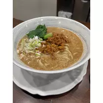 小川 真央