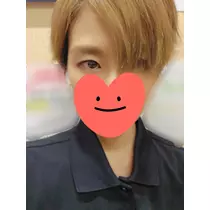 エミ (スタッフ)