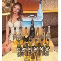 愛泉 萌華