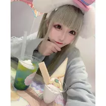 雛鶴 めい