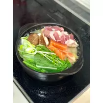 華