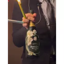 めい