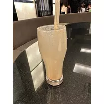 足立 はな