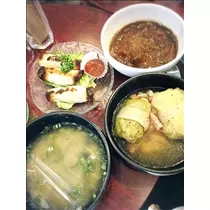 愛羽 仁美