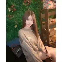 美波 ななみ