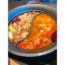愛羽 仁美