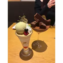乙川 ゆあ