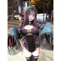 水無月 ゆゆ