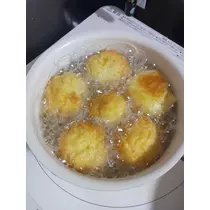 サラ
