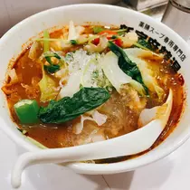 愛羽 仁美