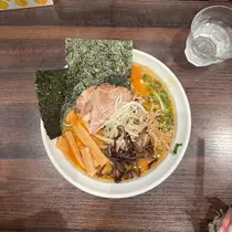 乙川 ゆあ