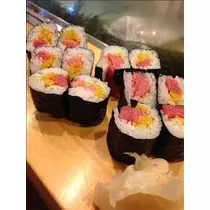 愛羽 仁美