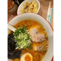 黒輝 りさ