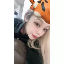 小川 真央