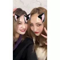 あや