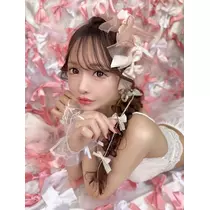 葉月 りほ