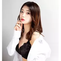 三鷹 真綺