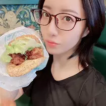 百瀬 るあ