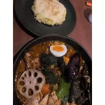 黒輝 りさ