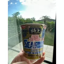 足立 はな