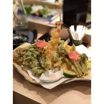 華