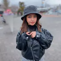 ニナ