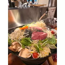 夏目 梨仔