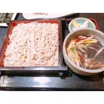 愛羽 仁美