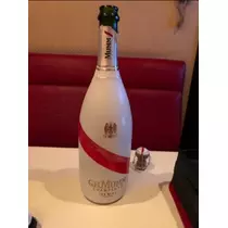 宝條 夏恋