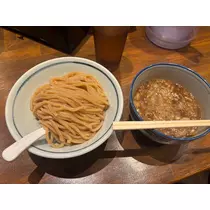 めい