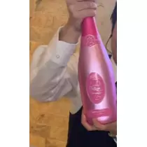 三鷹 真綺