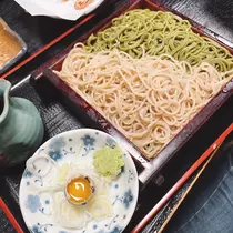 愛羽 仁美