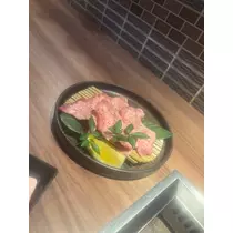 三鷹 真綺
