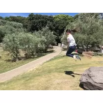 愛羽 仁美