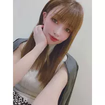 夏目 梨仔