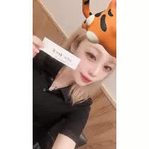 小川 真央