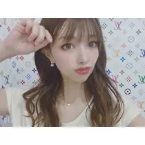 夏目 梨仔