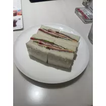 大尻 桃