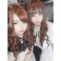 小川 真央