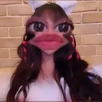 ニナ